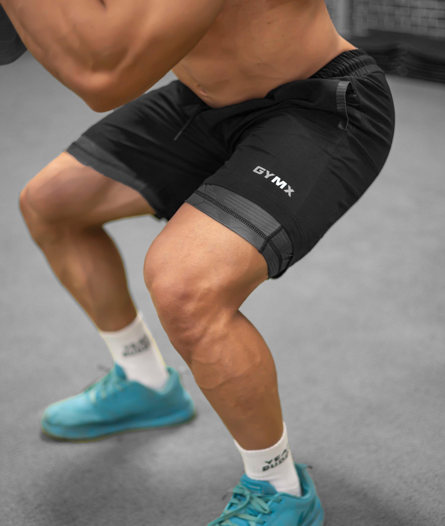 2-in-1 Compression Shorts with phone pocket: Black Camo - GymX