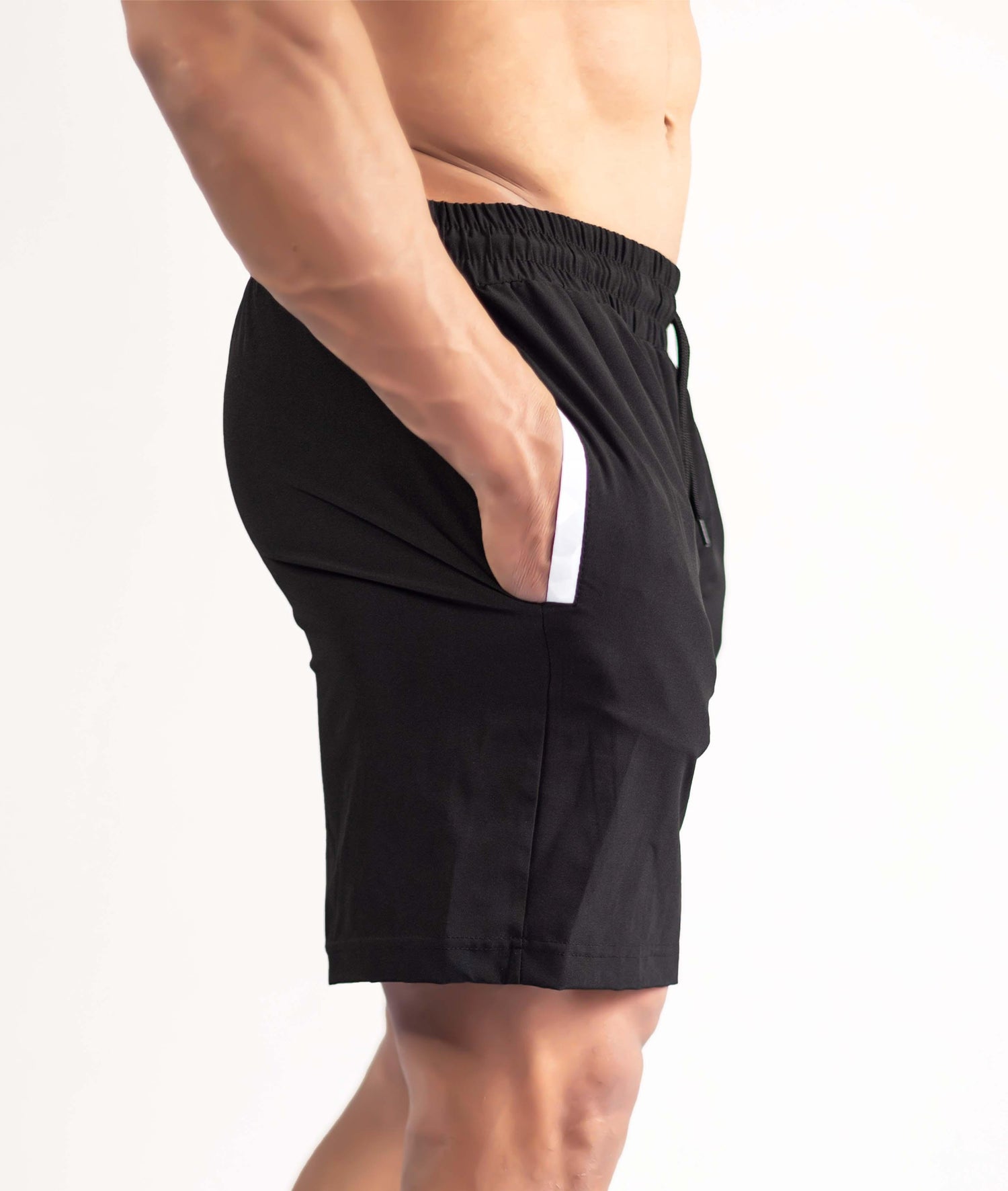 2-in-1 Compression Shorts with phone pocket: Snow Camo - GymX