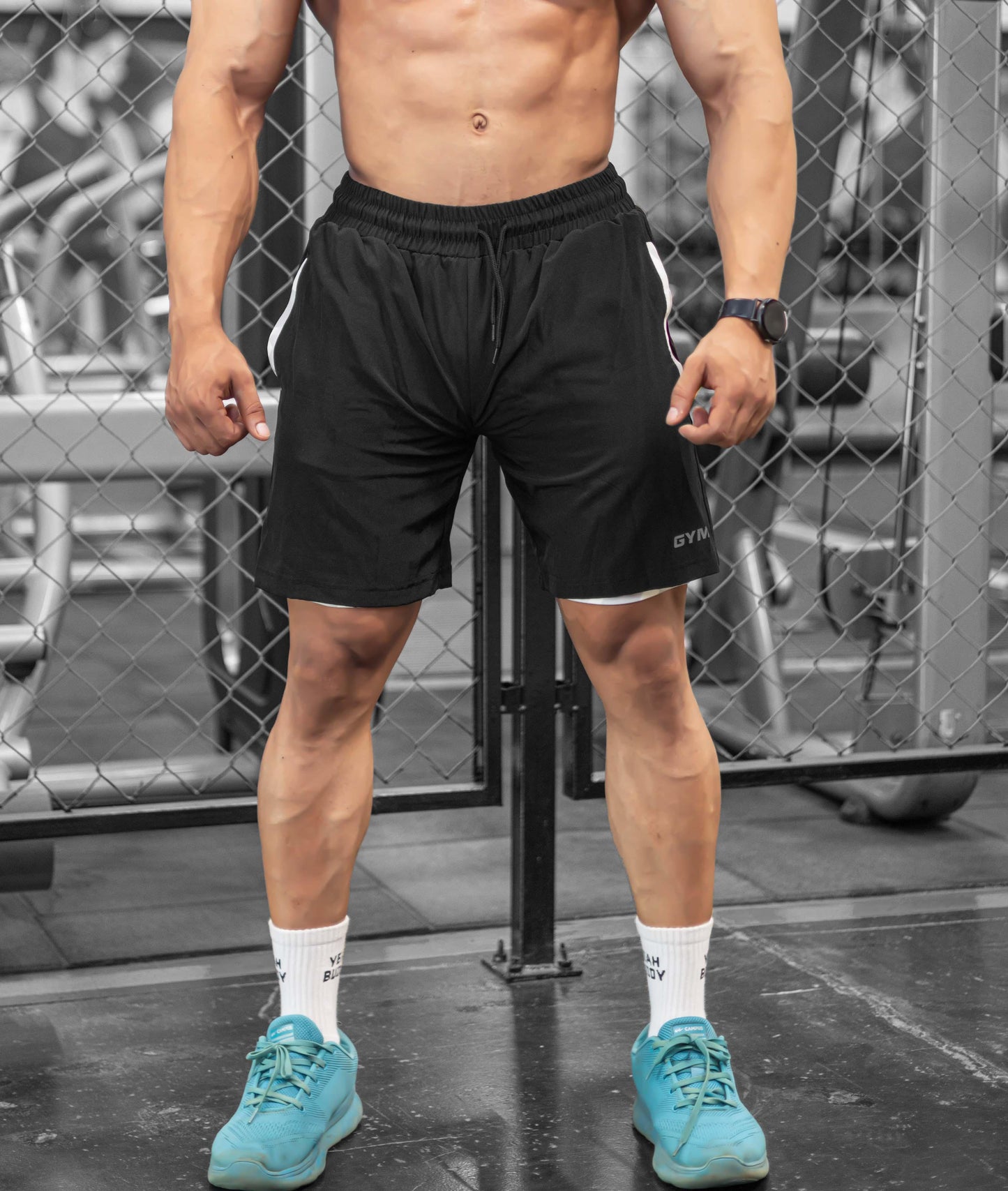 2-in-1 Compression Shorts with phone pocket: Snow Camo - GymX